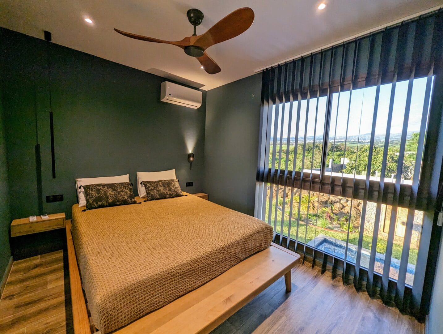 Chambre confortable dans une maison à louer à Saint Pierre