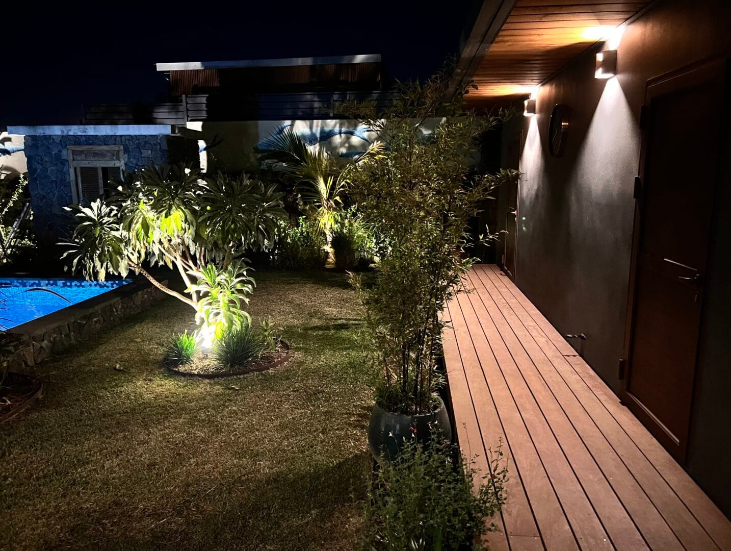 Jardin terras maison Saint-Pierre