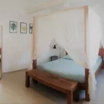 "Location saisonnière à Terre Sainte, Saint-Pierre Réunion, idéale pour des vacances en famille."